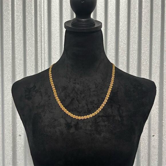 Trifari Vintage Gold-Tone Rope Style Chain Necklace 24" Women's - Picture 4 of 10